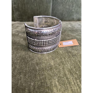 Zad Bali Bazaar Silver Cuff Bracelet Women One Size NWT
